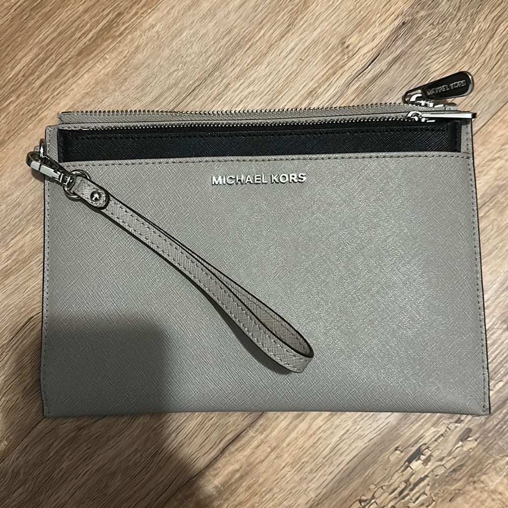 Michael Kors Large Wristlet